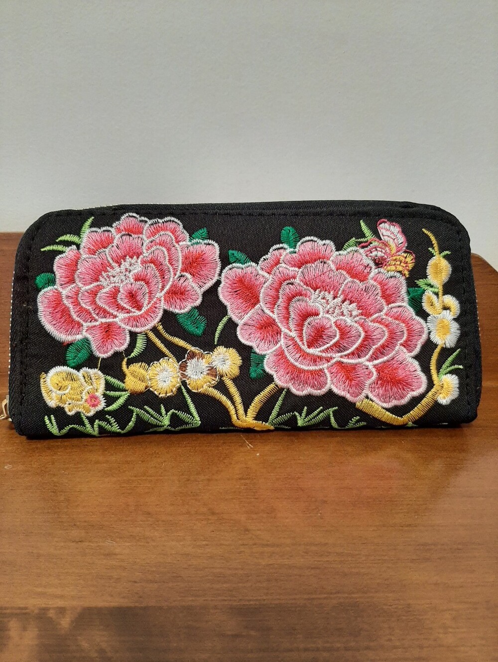Unique Coquette Embroidered Floral Zip Wallet - Black with Pink Flowers